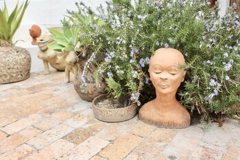 the john bauer pottery studio