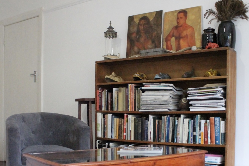 the john bauer pottery studio