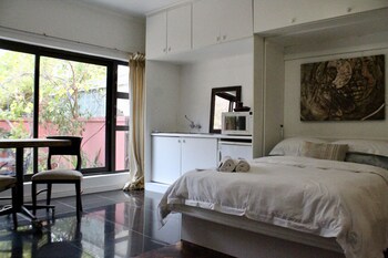 the john bauer pottery studio