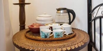 the john bauer pottery studio