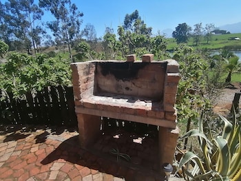 ibis place guest house