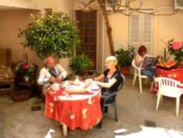 hotel des dames ex commodore