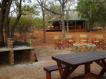 iphofolo lodge