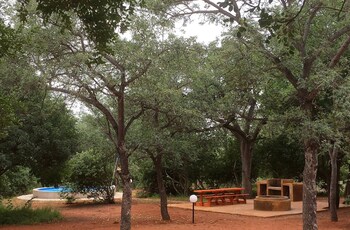 iphofolo lodge