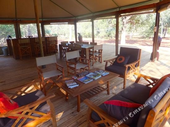 iphofolo lodge