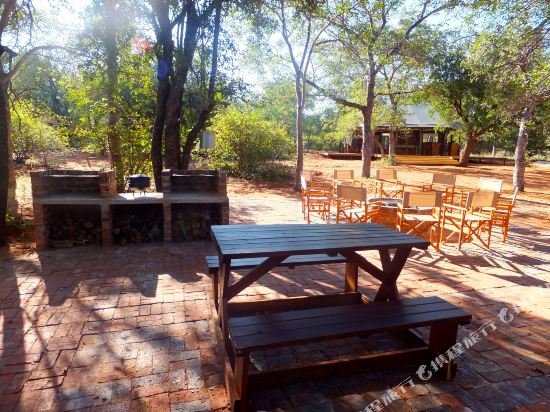 iphofolo lodge