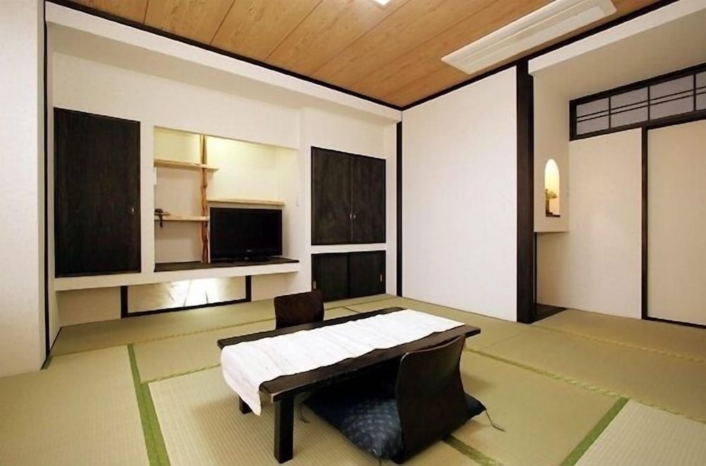 ryokan tsurusou