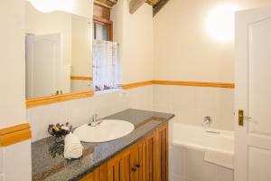 coral tree cottages