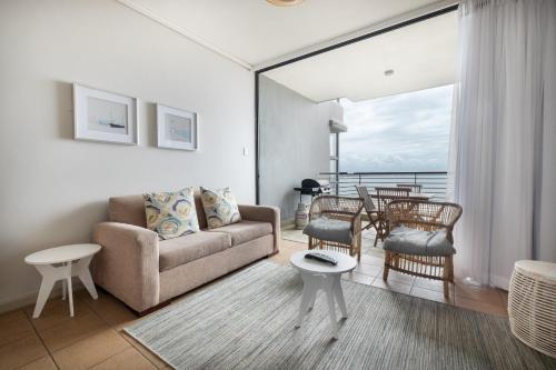 point waterfront apartments