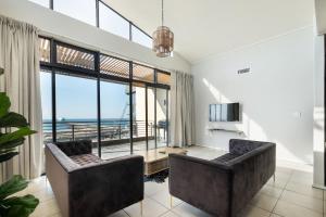 point waterfront apartments