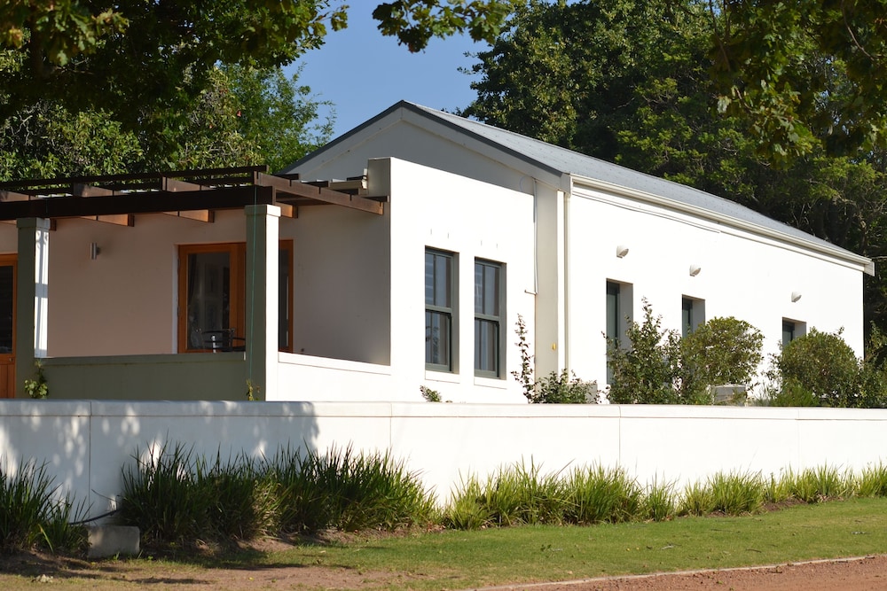 klein welmoed luxury guest house