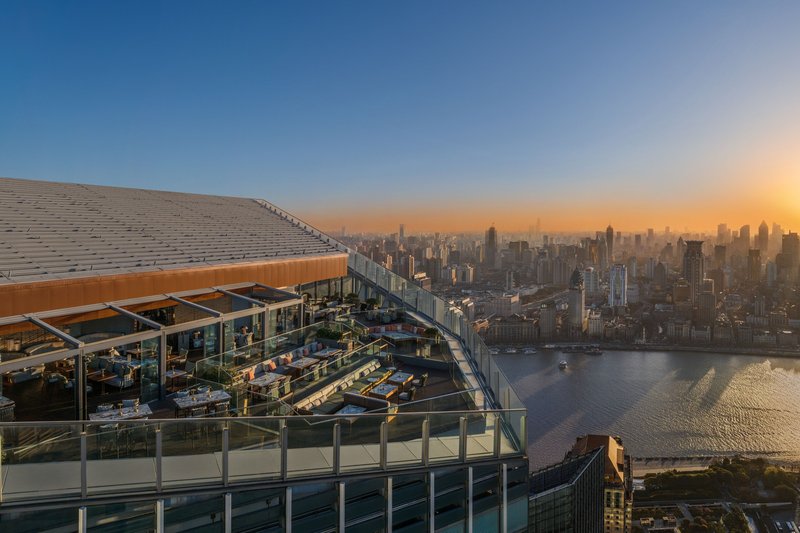 the ritz carlton shanghai pudong