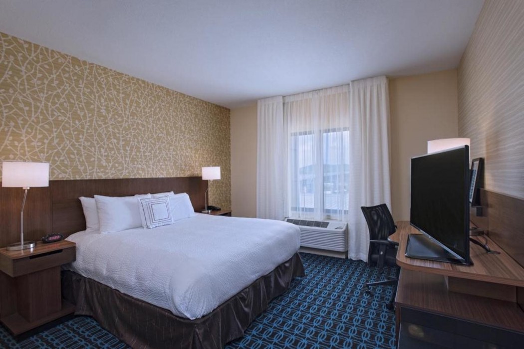 fairfield inn and suites by marriott la crosse downtown