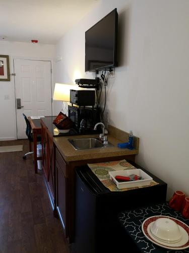 apple inn and suites cooperstown area