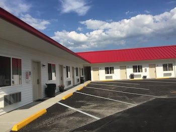 apple inn and suites cooperstown area