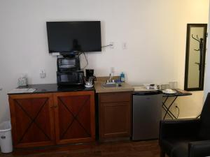 apple inn and suites cooperstown area