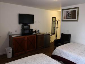 apple inn and suites cooperstown area