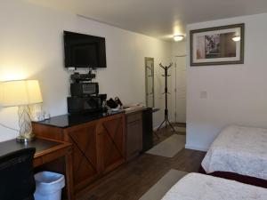 apple inn and suites cooperstown area
