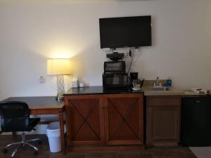 apple inn and suites cooperstown area