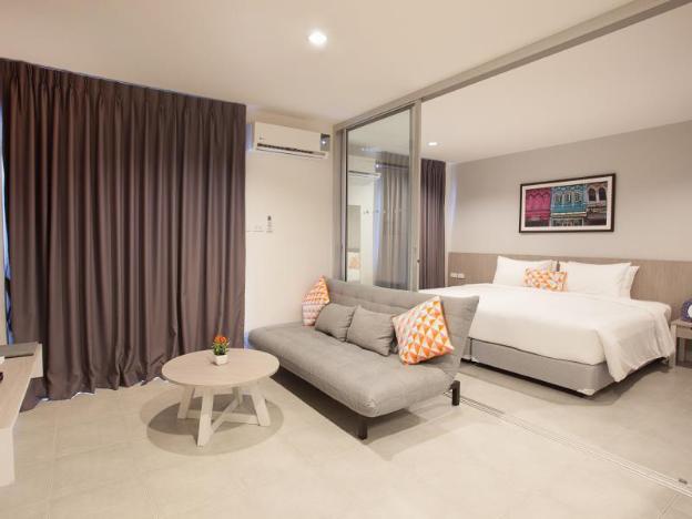 recenta suite phuket suanluang