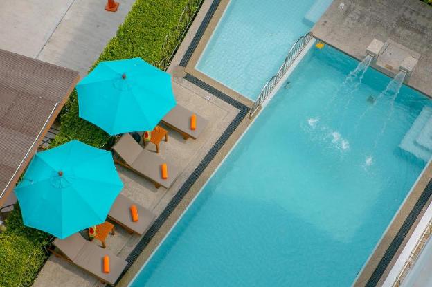 recenta suite phuket suanluang