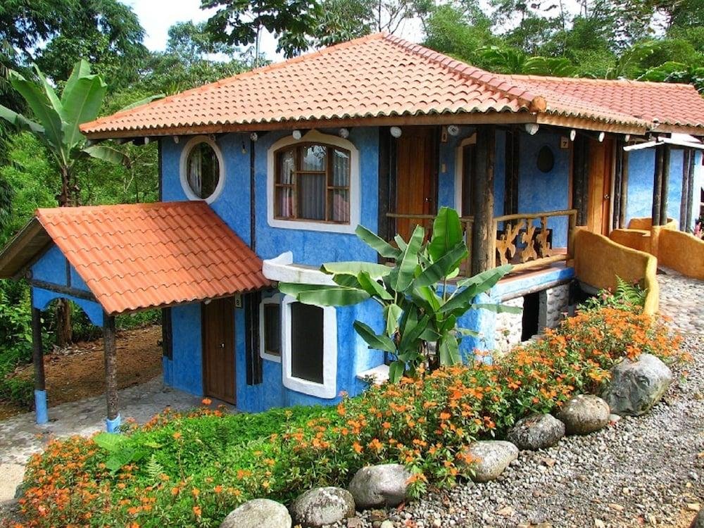 Hosteria El Encanto,Nanegalito>>Mindo,3 star
