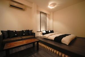 aroma kuravi adults only