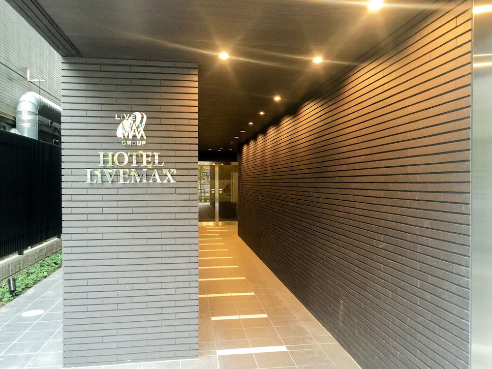 hotel livemax kasai ekimae