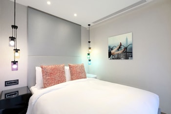 oakwood studios singapore