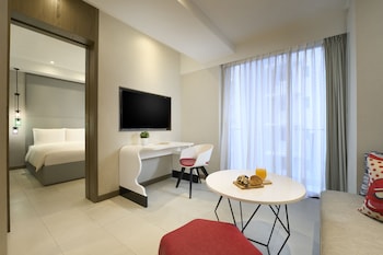 oakwood studios singapore