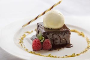 oaks liwa executive suites