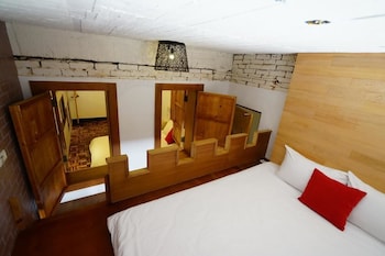 slow tainan homestay