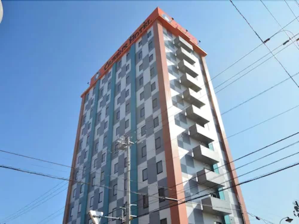 queens hotel chitose