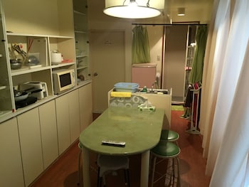 palette takashimadaira hostel