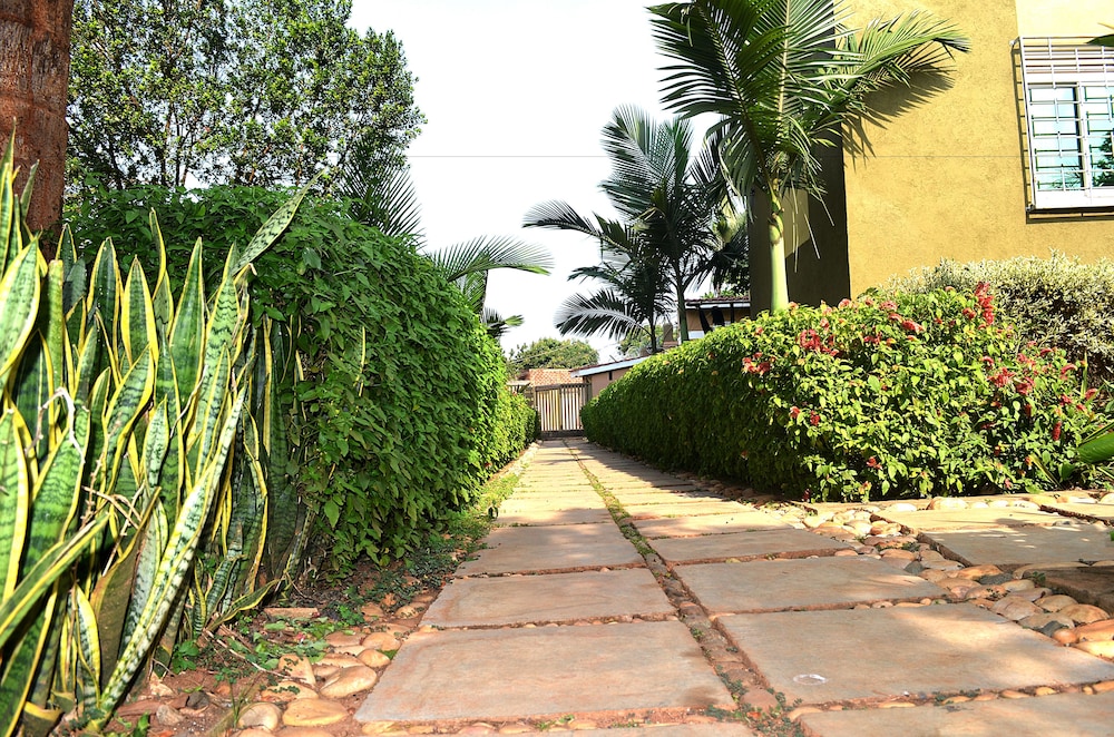 space hotel apartments and spa