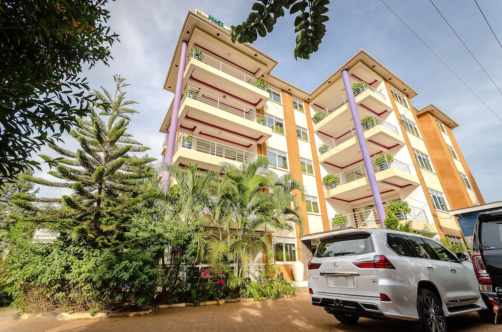 space hotel apartments and spa