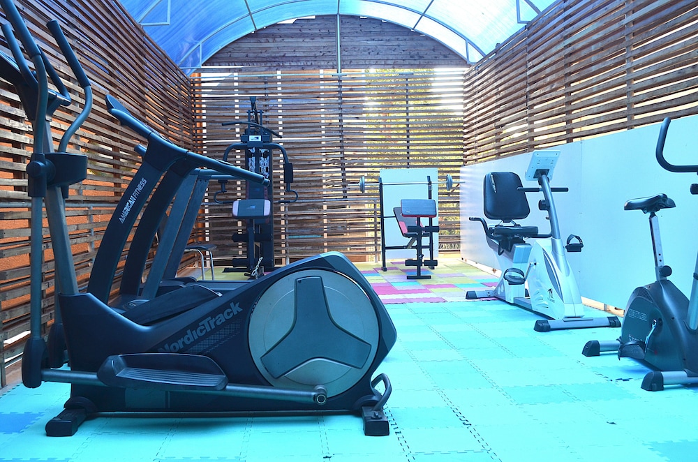 space hotel apartments and spa