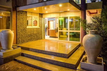 space hotel apartments and spa