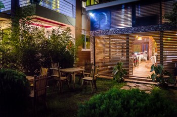 space hotel apartments and spa