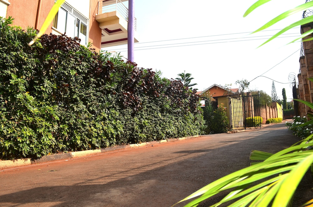 space hotel apartments and spa