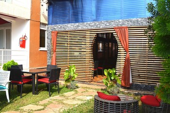 space hotel apartments and spa