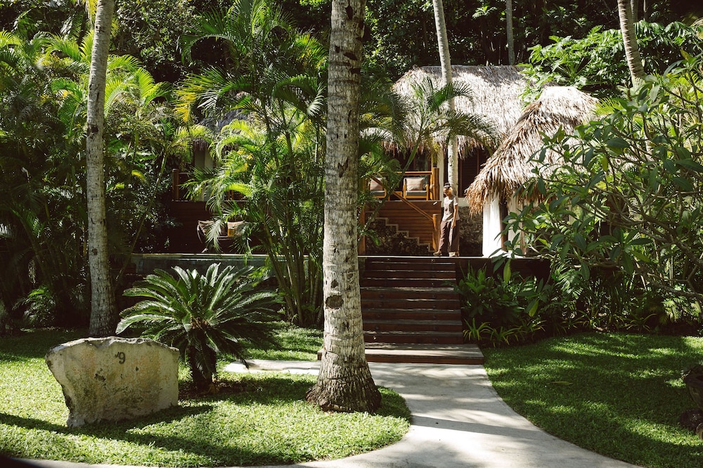 tokoriki island resort adults only