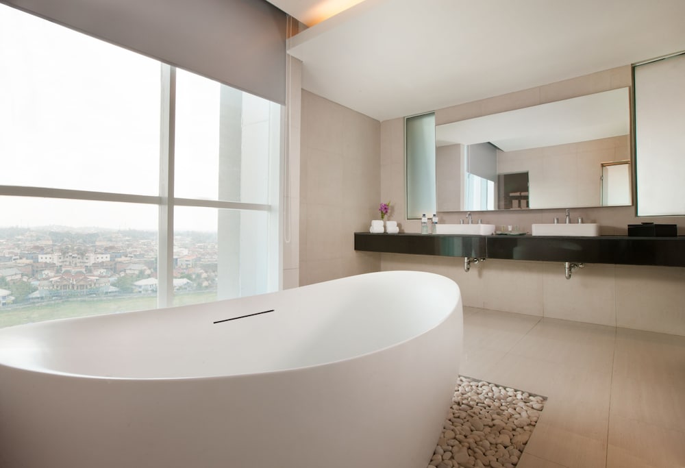 hotel santika radial palembang