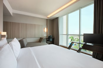 hotel santika radial palembang