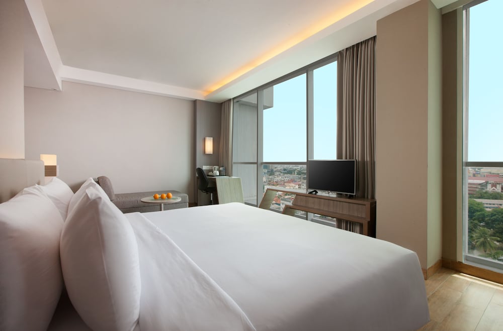 hotel santika radial palembang