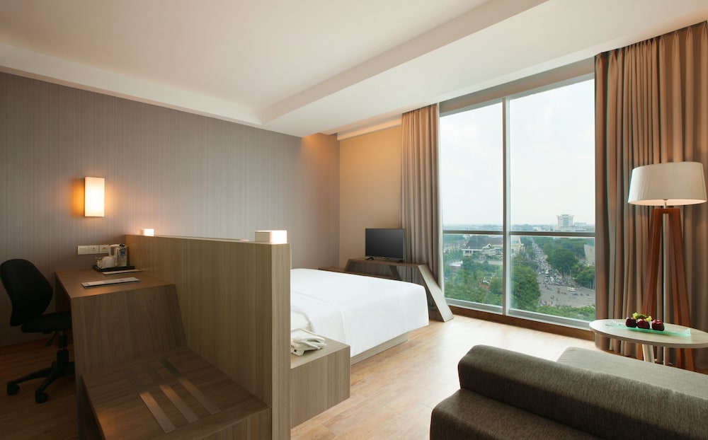 hotel santika radial palembang