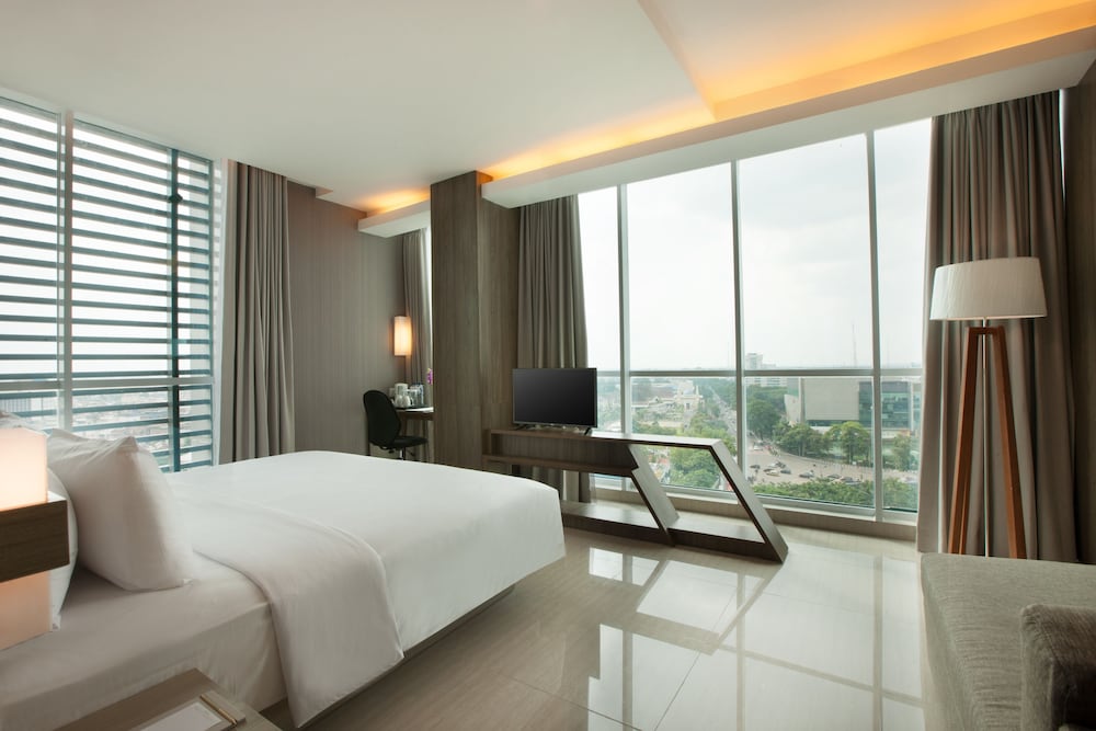hotel santika radial palembang