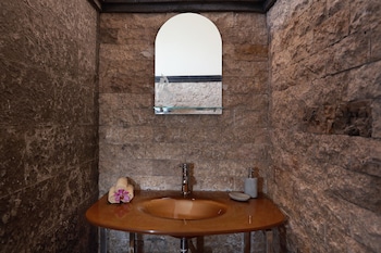 dewi sri private villa