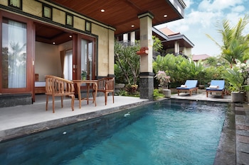 dewi sri private villa