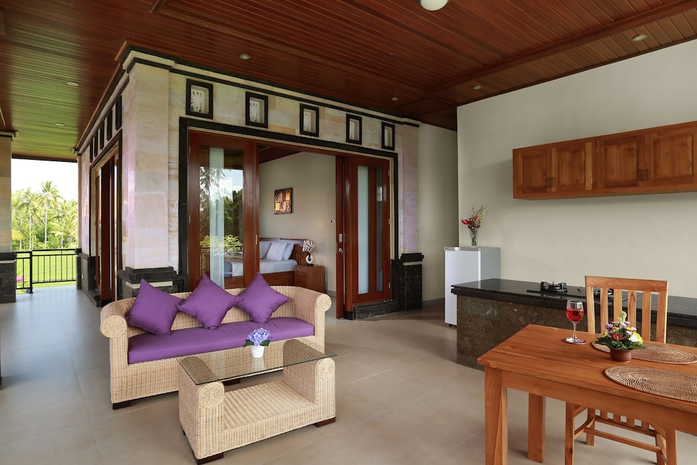 dewi sri private villa